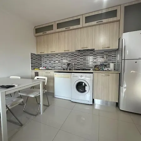 Pool View Spacious Studio, Seashell 8 By Myguest Cyprus * Agios Georgios (Famagusta)